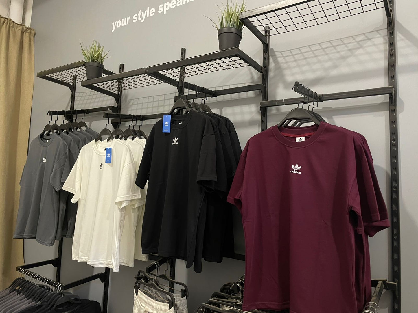 T-shirt Adidas Oversized Mirror – Burgundy