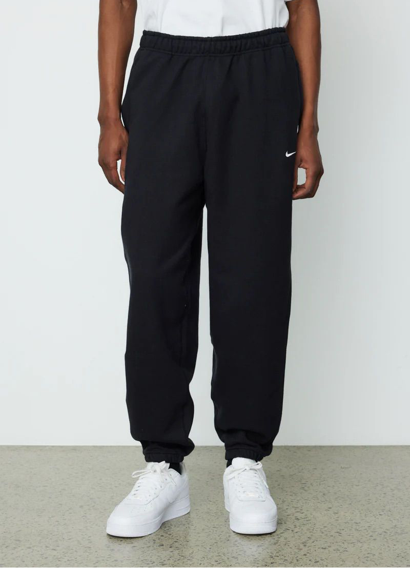Nike Mirror Regular Fit Sweatpants – Black