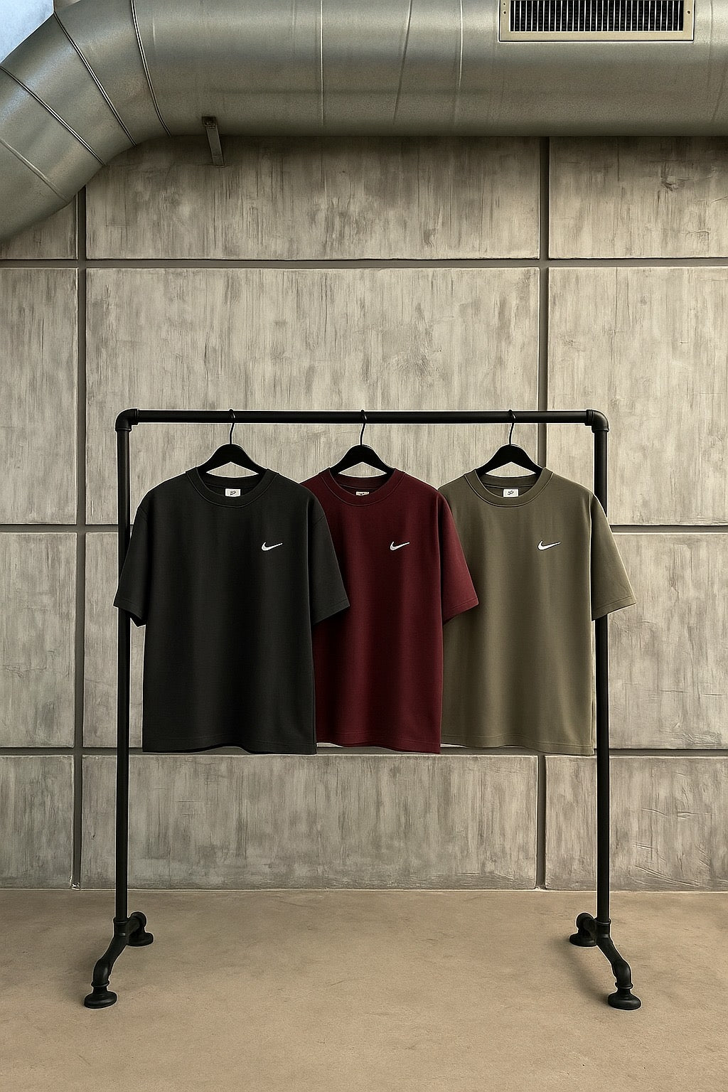 Nike Oversized Mirror T-Shirt – Burgundy