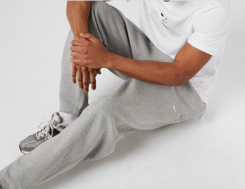 Nike Mirror Regular Fit Sweatpants – Light Gray