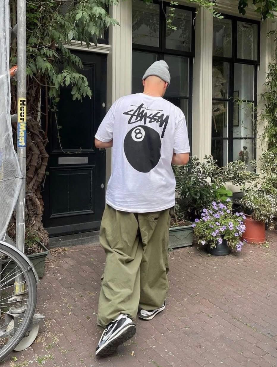 Oversized Mirror T-Shirt unisex – Black or white