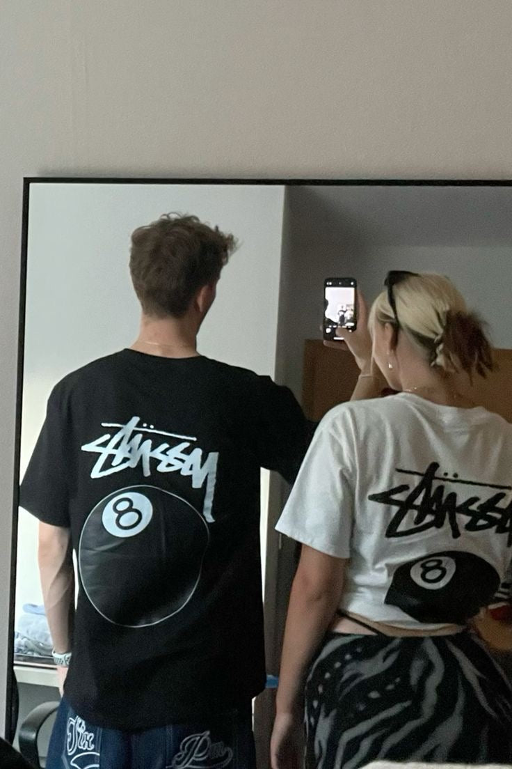 Oversized Mirror T-Shirt unisex – Black or white