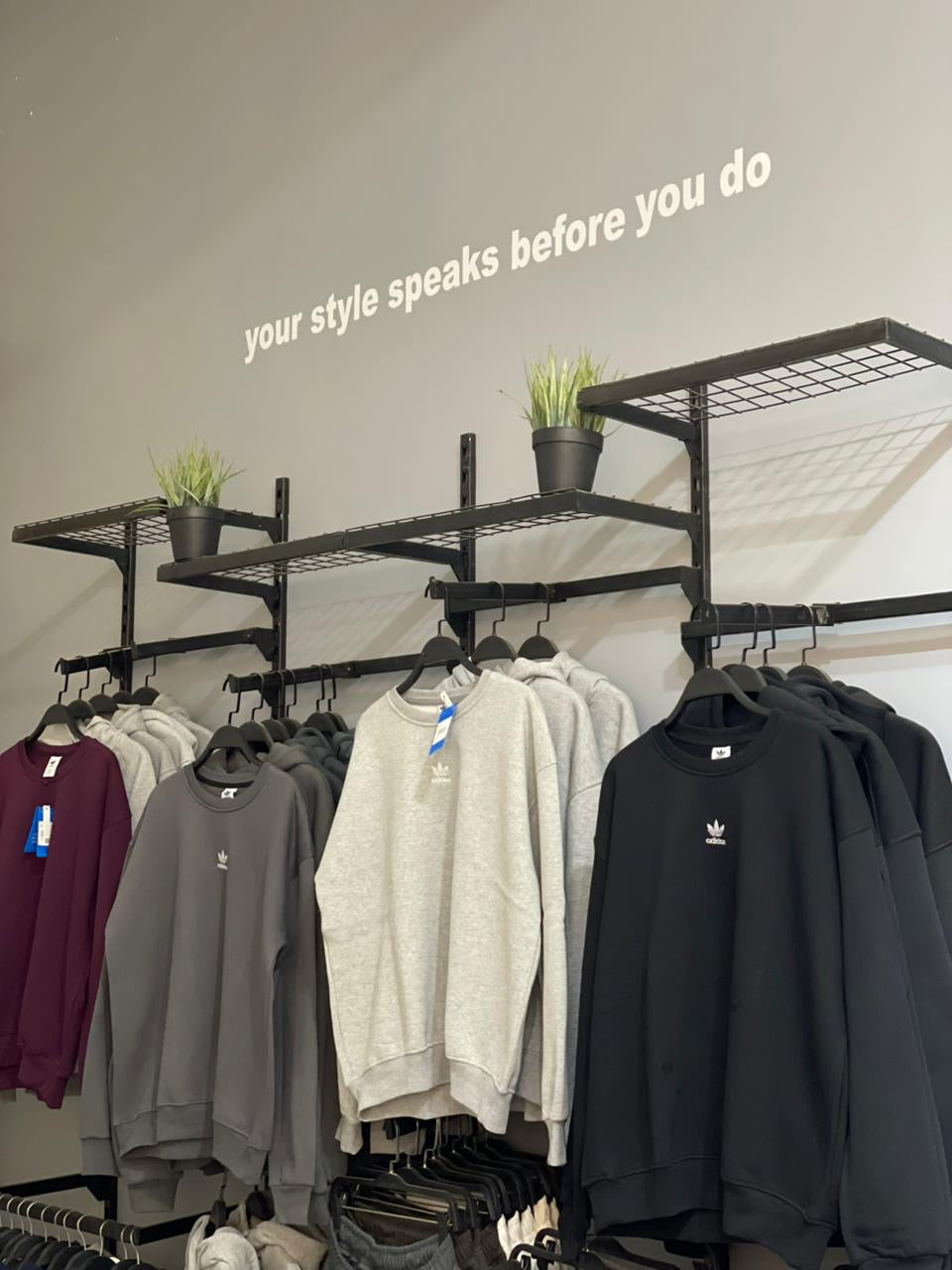 Oversized Essential Crewneck Sweatshirt – Everyday Streetwear Comfort