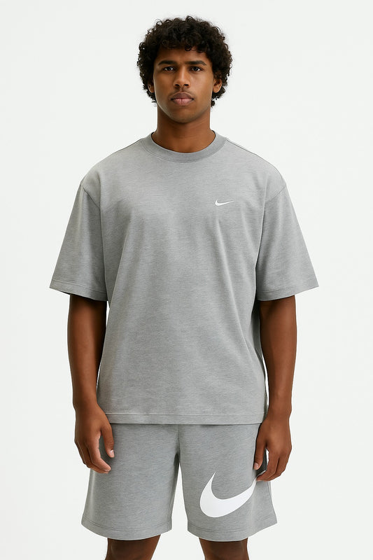 Nike Oversized Mirror T-Shirt – Light Gray