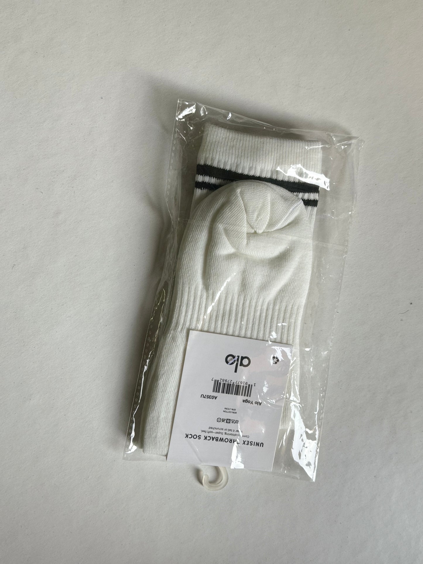 Alo Unisex Throwback Crew Socks – Retro Sport Style