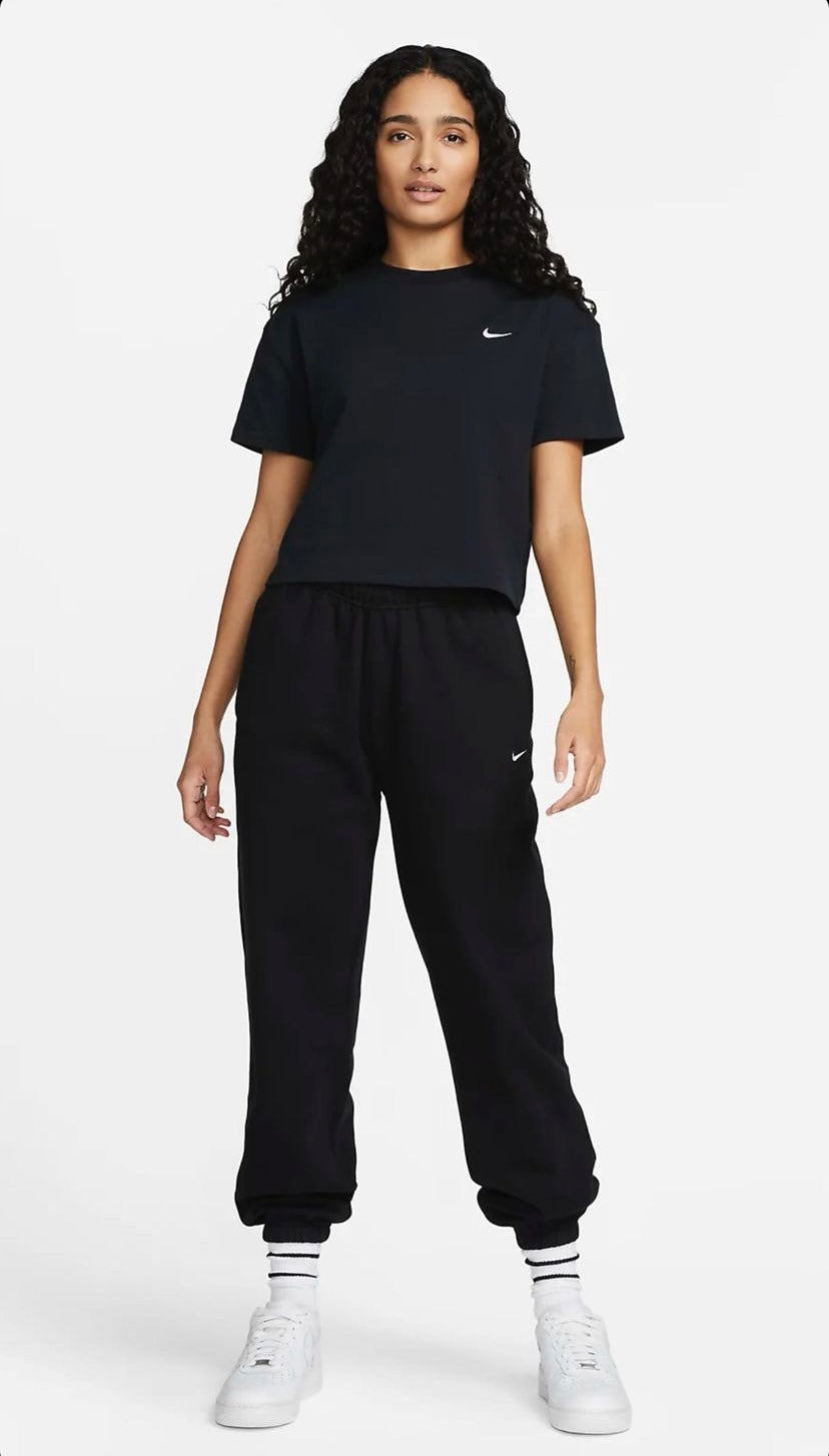 Nike Mirror Regular Fit Sweatpants – Black