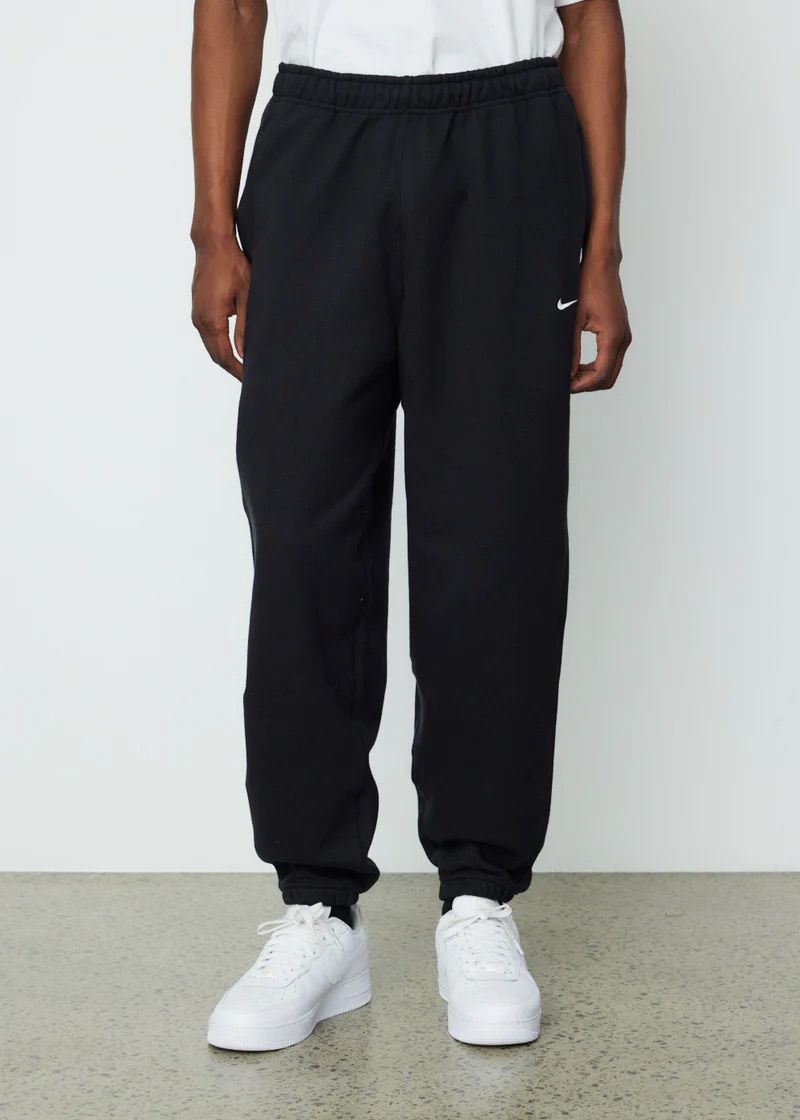 Nike Mirror Regular Fit Sweatpants – Black